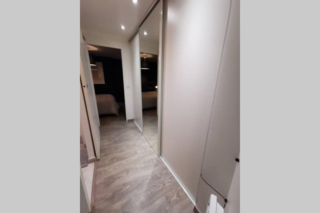 Appartement F2 Cosy Proche De L'Hyper Centre Caen Exterior foto