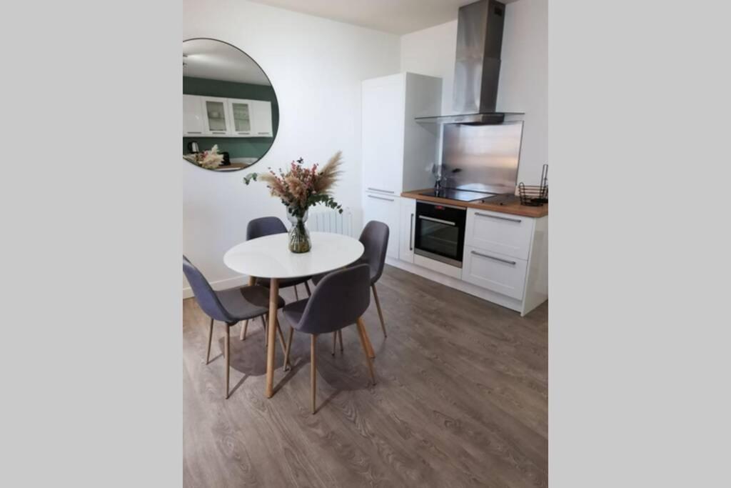 Appartement F2 Cosy Proche De L'Hyper Centre Caen Exterior foto